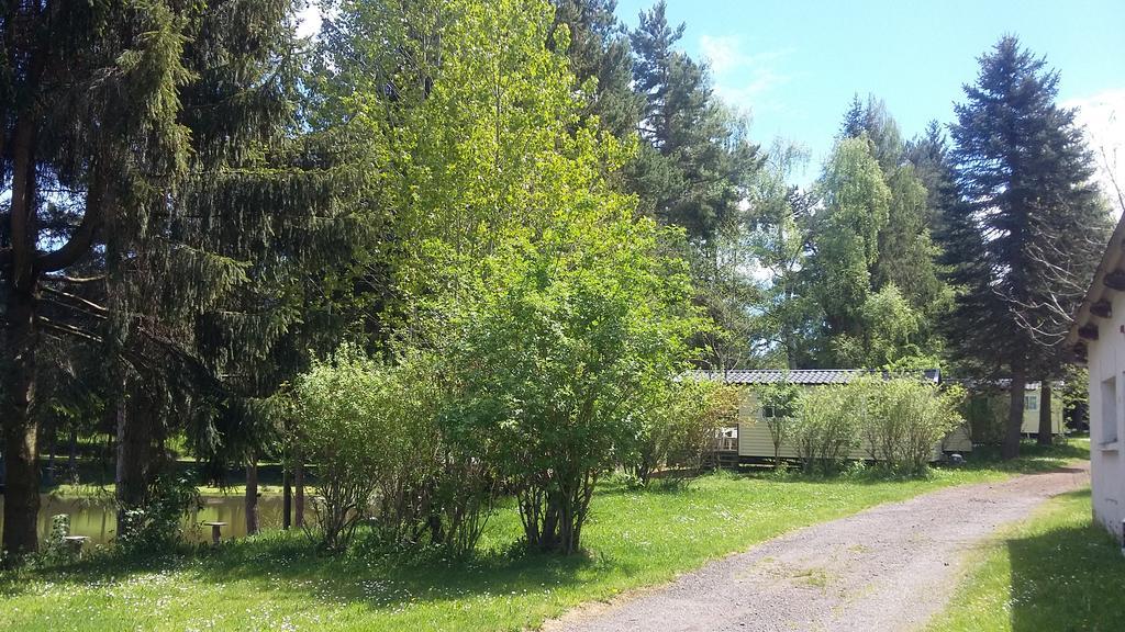 Camping De Flechat Otel Orcival Dış mekan fotoğraf